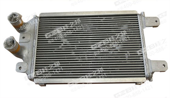 三一挖掘機中冷器