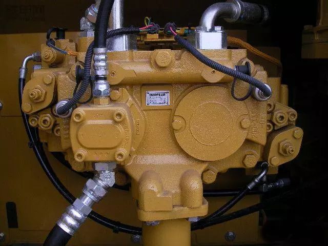 發(fā)動(dòng)機(jī)