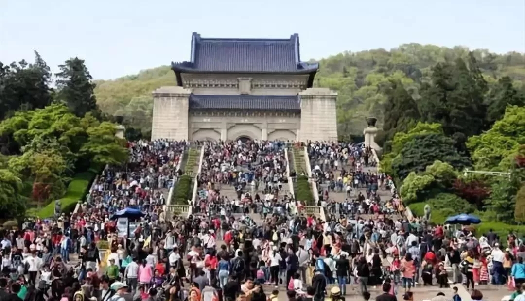 國(guó)慶嗨起來(lái)！你選擇路上還是床上？