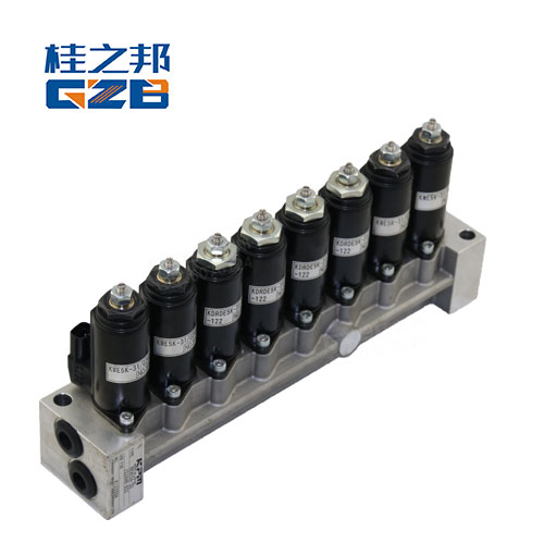 三一215c-9挖掘機(jī)配件