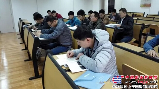 從“高大上”到“接地氣”，廈工再制造惠及經(jīng)銷合作伙伴培訓(xùn)班